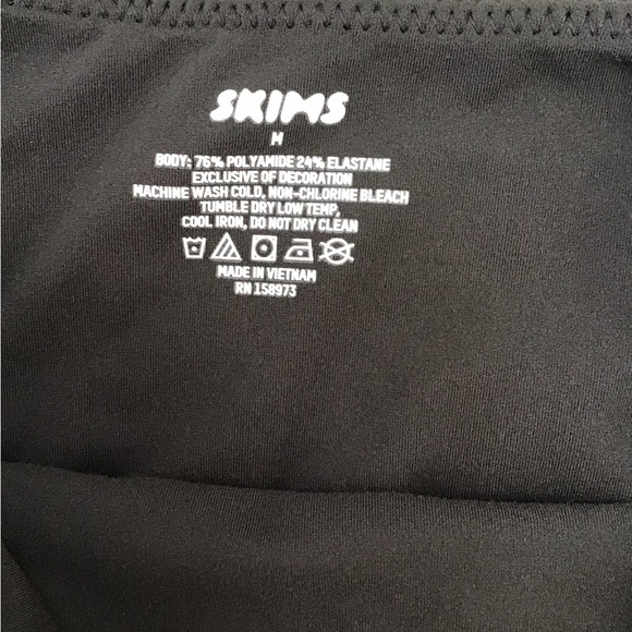 SKIMS Cami Bodysuit | Onyx - Picture 16 of 16